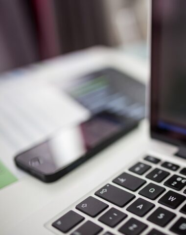 Home laptop 2620118 1280